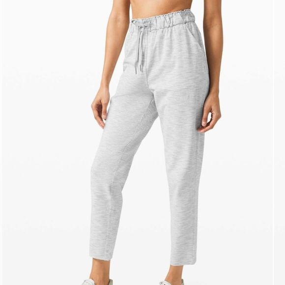 Lululemon keep moving pant size 2 gray stretch drawstring elastic casual - Picture 1 of 10
